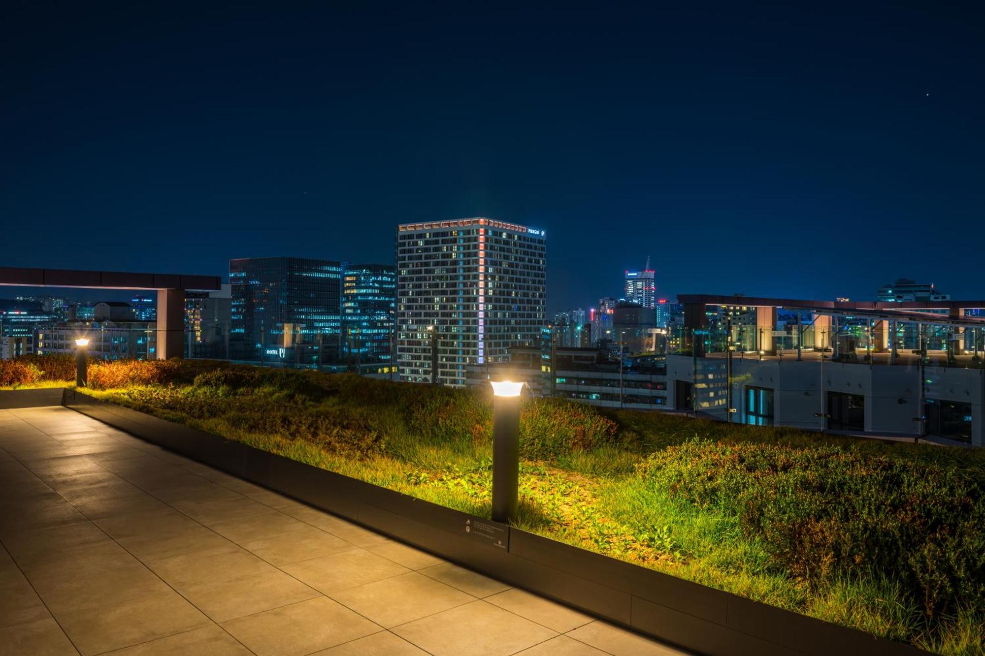 Sollago Myeongdong Hotel & Residence Seoul Exterior photo